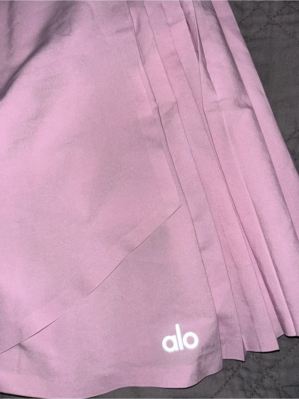 ALO Yoga women Light Pink Pleated Athletic Skort